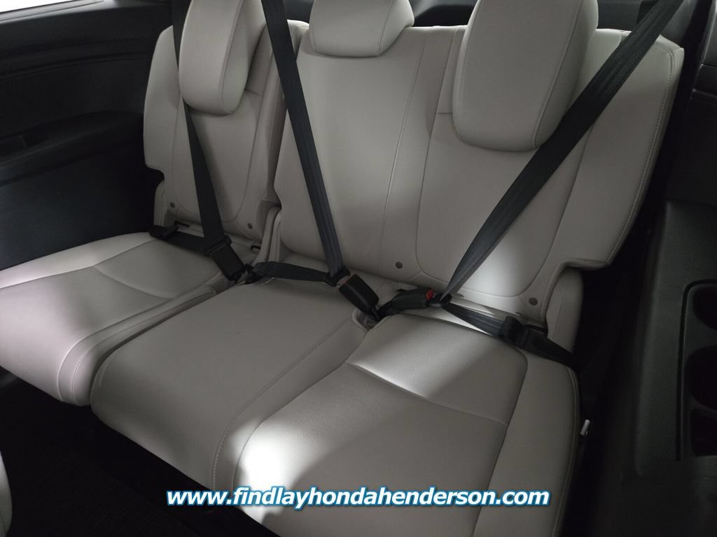 Certified 2026 Honda Odyssey EX-L image 17