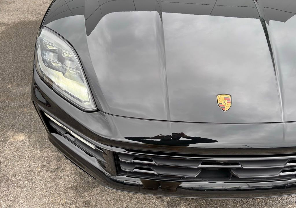 New 2026 Porsche Cayenne Coupe image 17