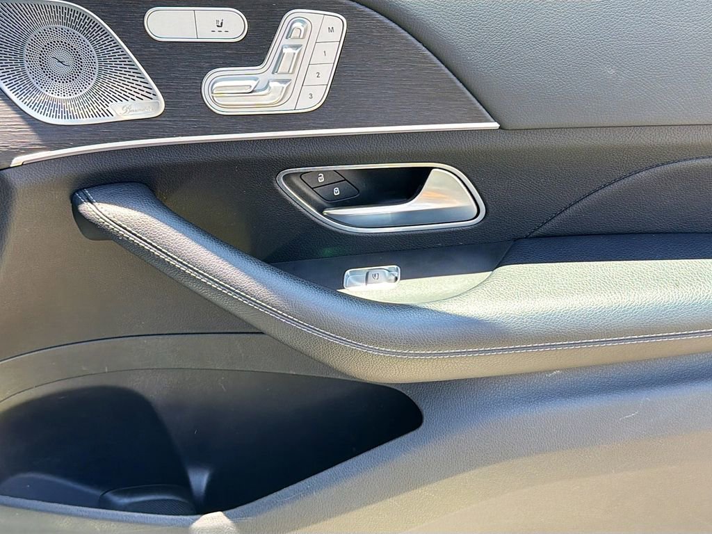 Used 2022 Mercedes-Benz GLE 350 4MATIC w/ 3rd Row Seat Package image 28