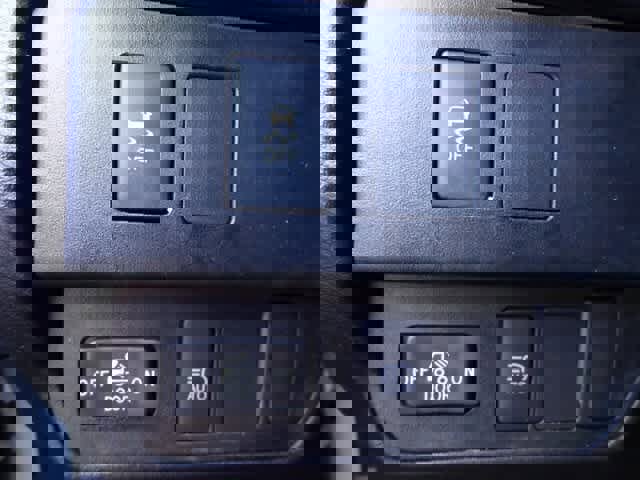 Used 2023 Toyota Tacoma SR image 14