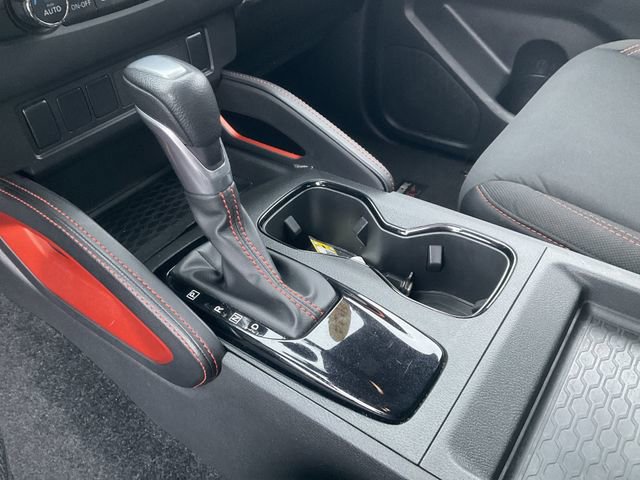 Used 2024 Nissan Frontier PRO-4X image 24