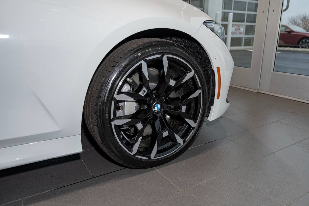 Used 2026 BMW 330i xDrive Sedan w/ M Sport Package AWD/4WD image 6