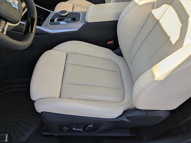 Used 2026 BMW 430i Coupe w/ Parking Assistance Package image 4