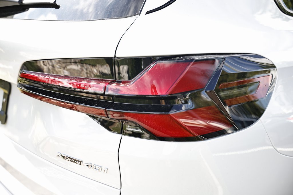 New 2026 BMW X5 xDrive40i w/ M Sport Package image 5