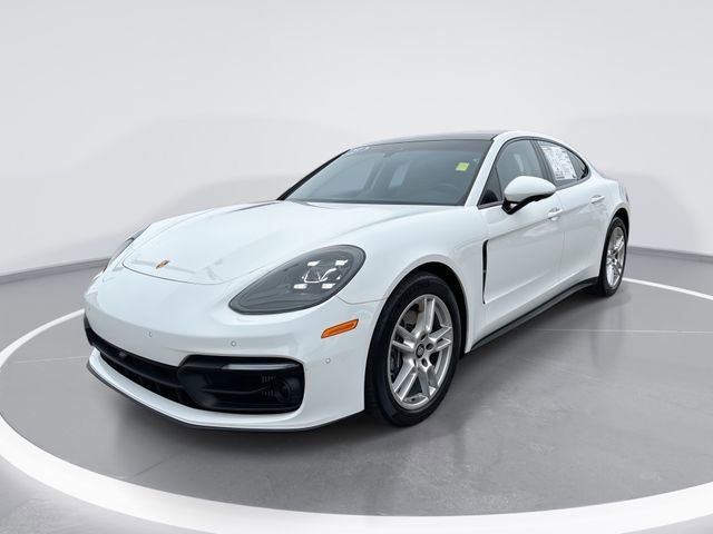 Used 2023 Porsche Panamera Panamera Base image 1