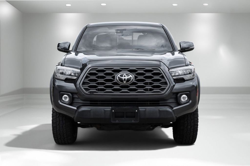 Used 2021 Toyota Tacoma TRD Off-Road AWD/4WD image 4