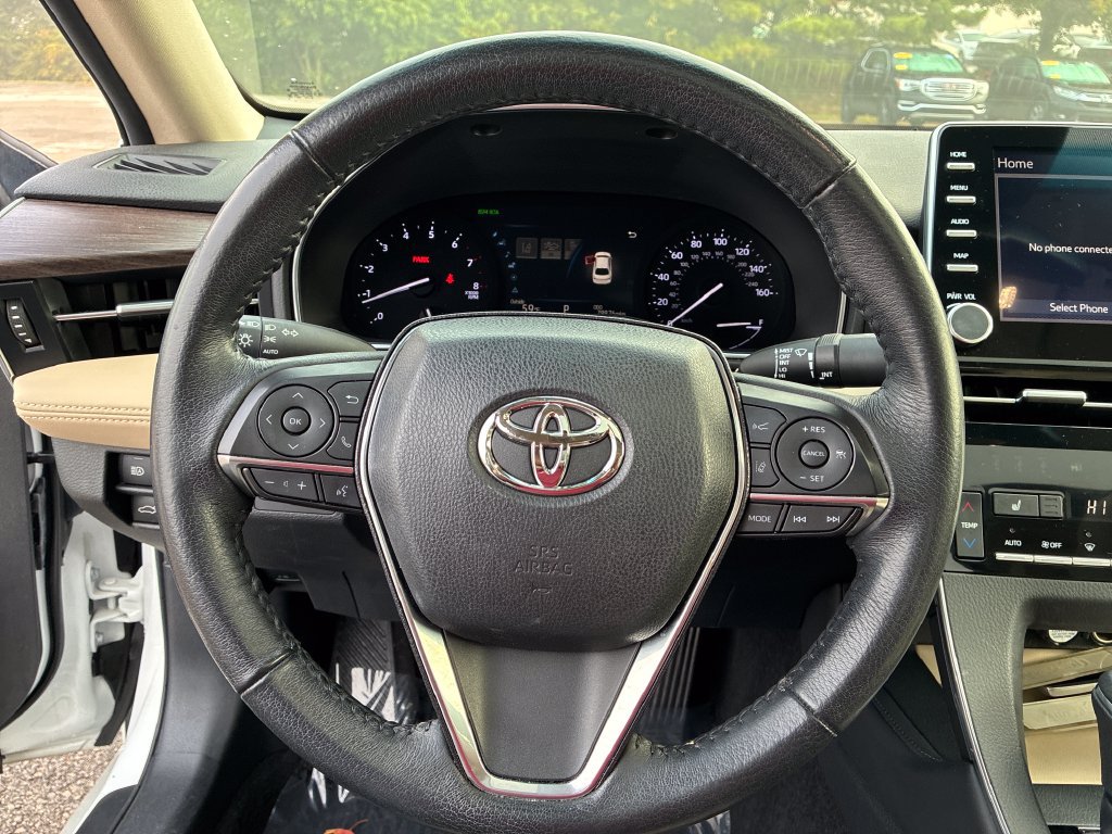 Used 2019 Toyota Avalon XLE w/ Moonroof Package FWD image 13