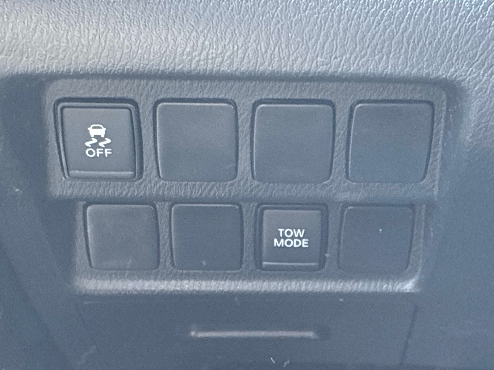 Used 2018 Nissan Pathfinder S AWD/4WD image 22