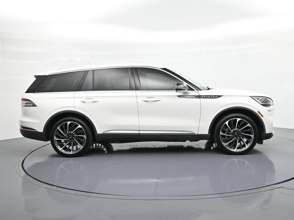 Used 2022 Lincoln Aviator Reserve w/ Equipment Group 201A AWD/4WD image 5