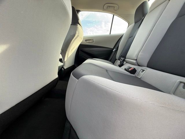 Used 2023 Toyota Corolla LE image 26
