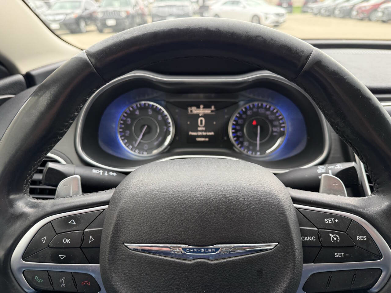 Used 2016 Chrysler 200 Limited Platinum w/ Comfort & Convenience Group image 7