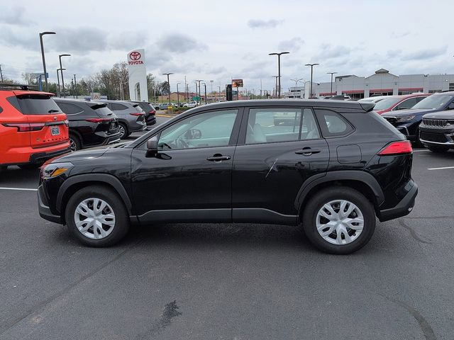 Used 2024 Toyota Corolla Cross L image 4