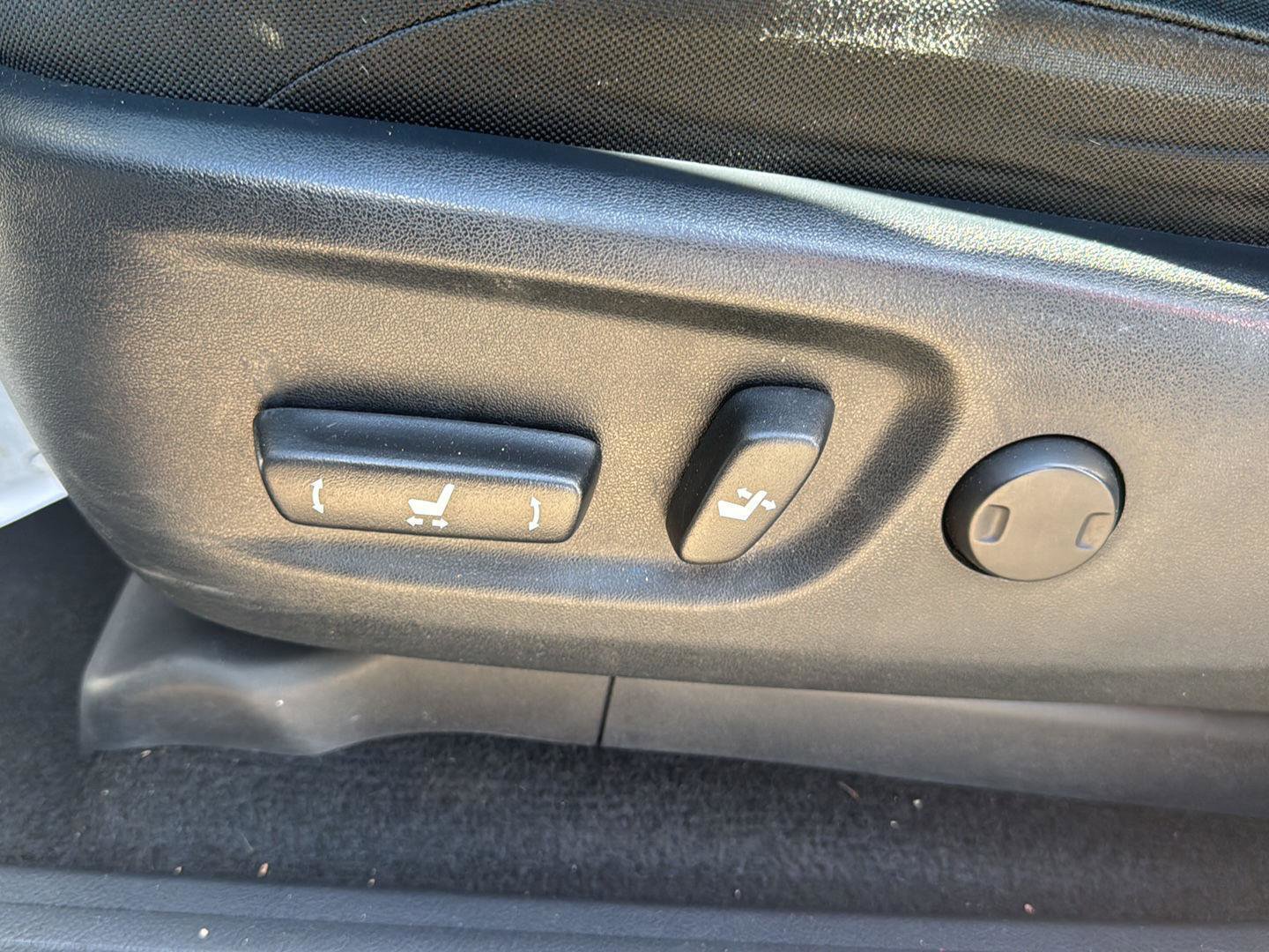 Used 2018 Toyota 4Runner SR5 image 11