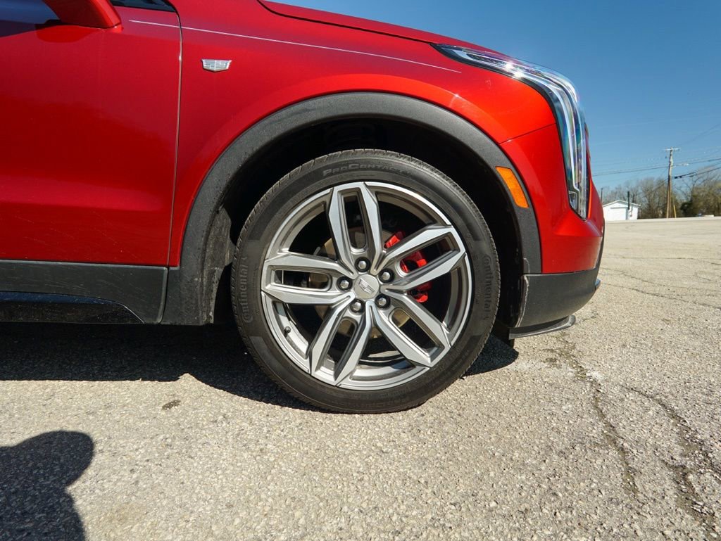 Used 2021 Cadillac XT4 Sport w/ Cold Weather Package image 11