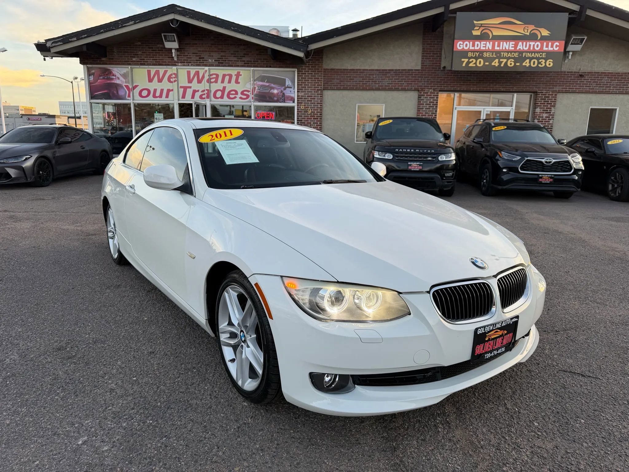 Used 2011 BMW 328i xDrive Coupe image 2