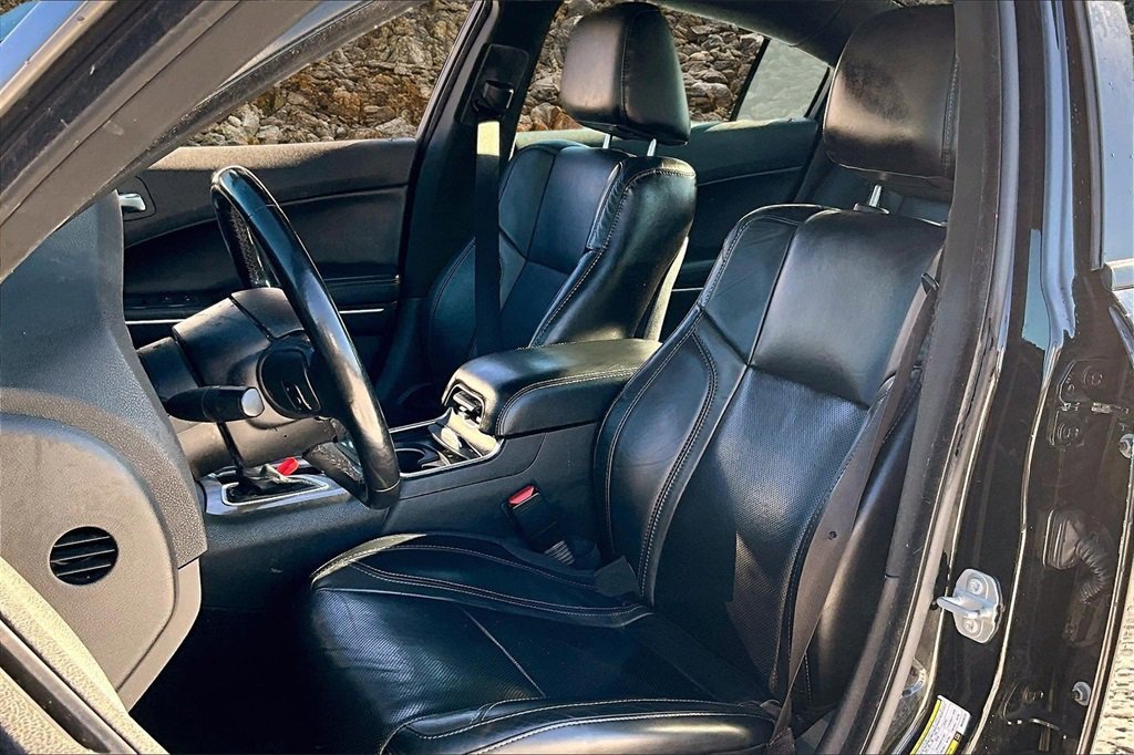 Used 2021 Dodge Charger SXT w/ Leather Interior Group image 21