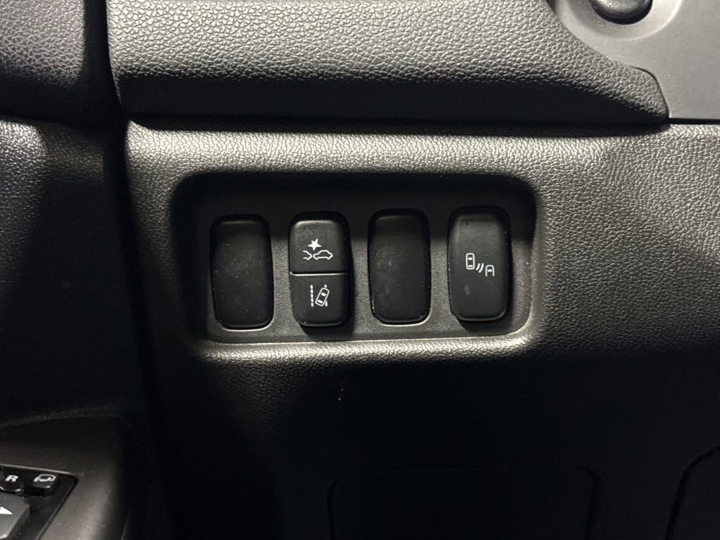 Used 2024 Mitsubishi Outlander Sport ES AWD/4WD image 18