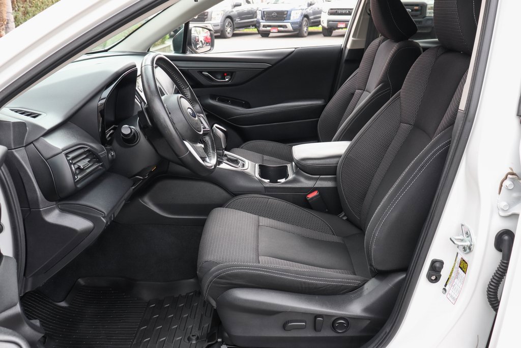 Used 2023 Subaru Outback Premium image 15