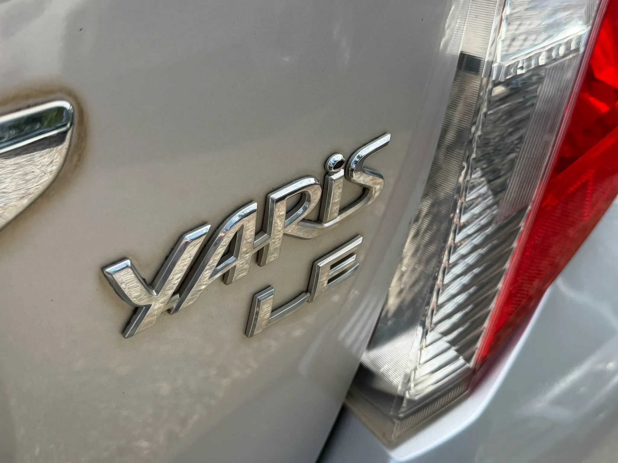 Used 2014 Toyota Yaris LE FWD image 20