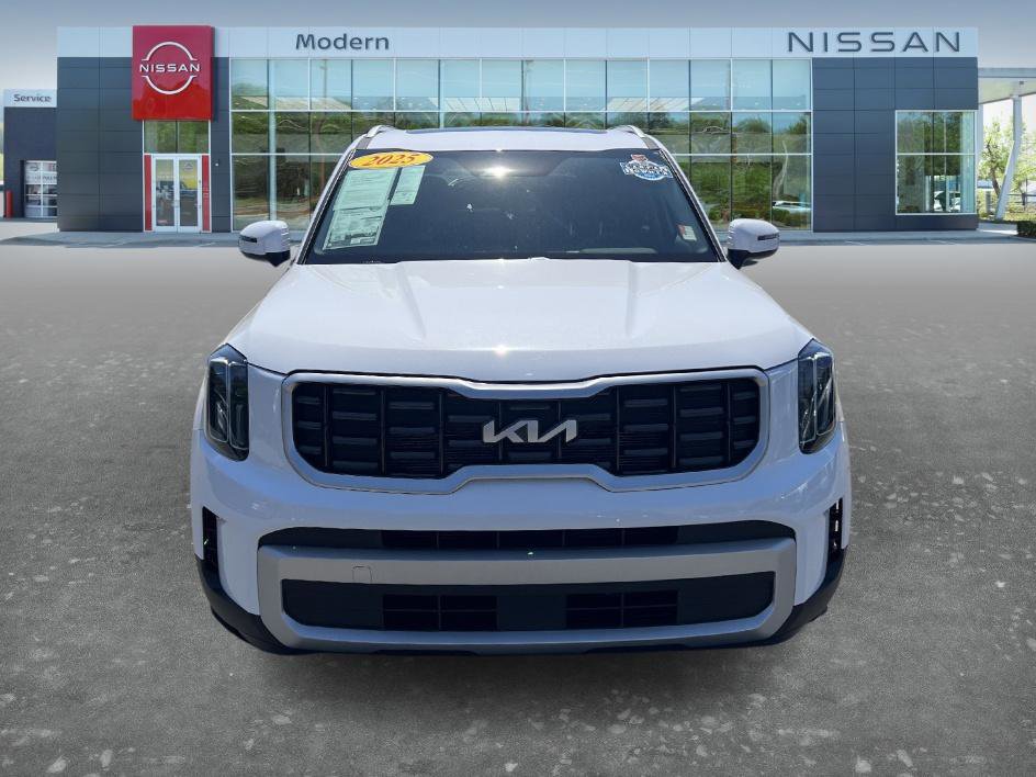 Used 2025 Kia Telluride S FWD image 2