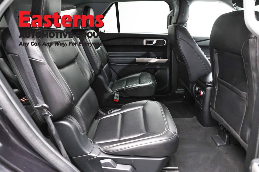 Used 2023 Ford Explorer XLT w/ Equipment Group 202A image 23