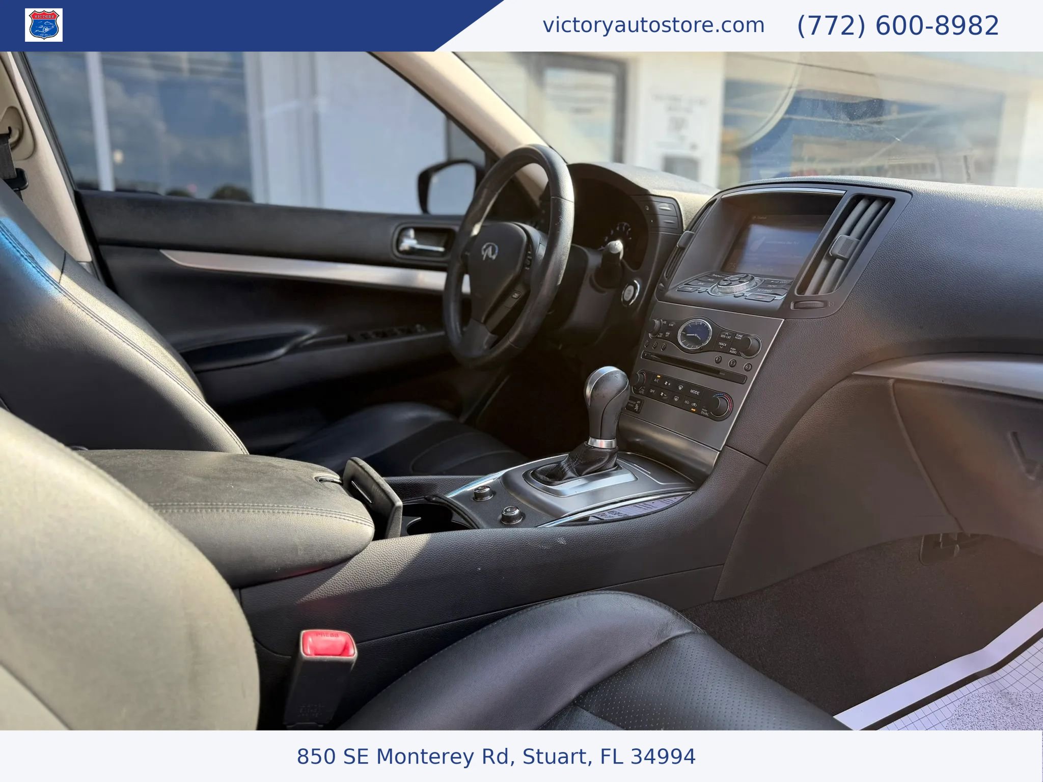 Used 2015 INFINITI Q40 w/ Moonroof Package RWD image 14