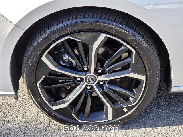 Used 2025 Nissan Altima 2.5 SR FWD image 18