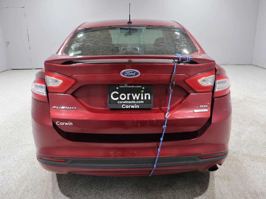 Used 2015 Ford Fusion SE FWD image 13
