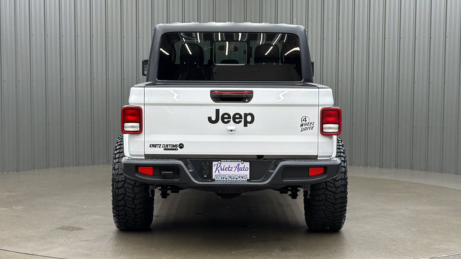 Used 2023 Jeep Gladiator Sport AWD/4WD image 4