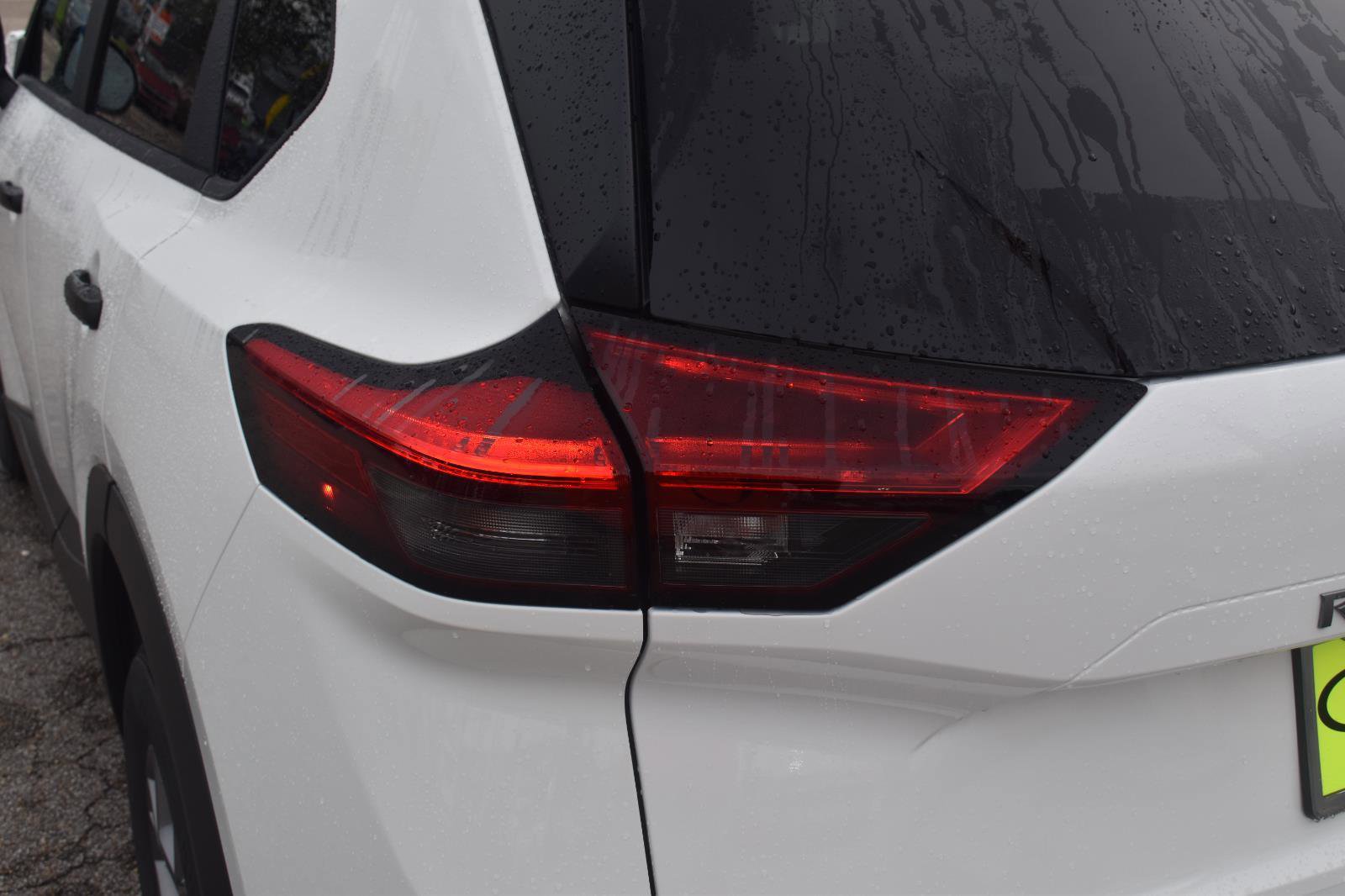 Used 2026 Nissan Rogue S FWD image 5