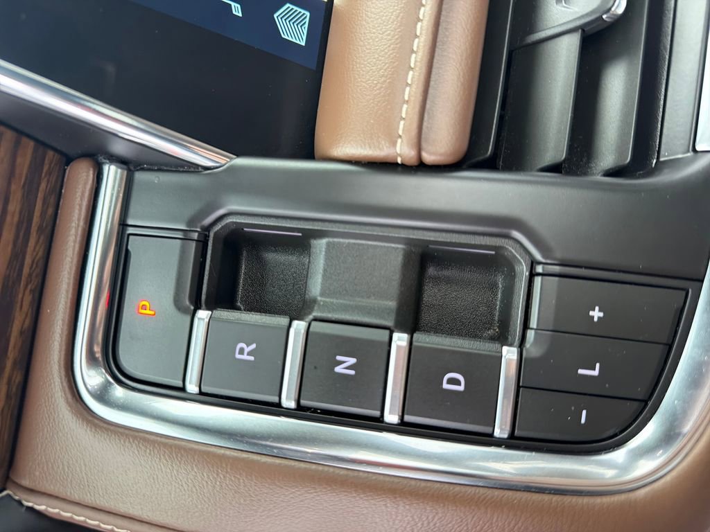 Used 2024 Chevrolet Tahoe High Country image 27