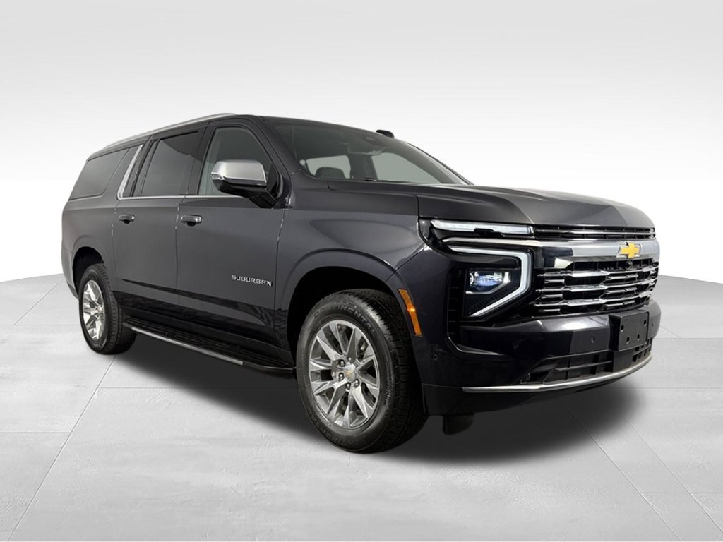 Used 2026 Chevrolet Suburban Premier AWD/4WD image 4