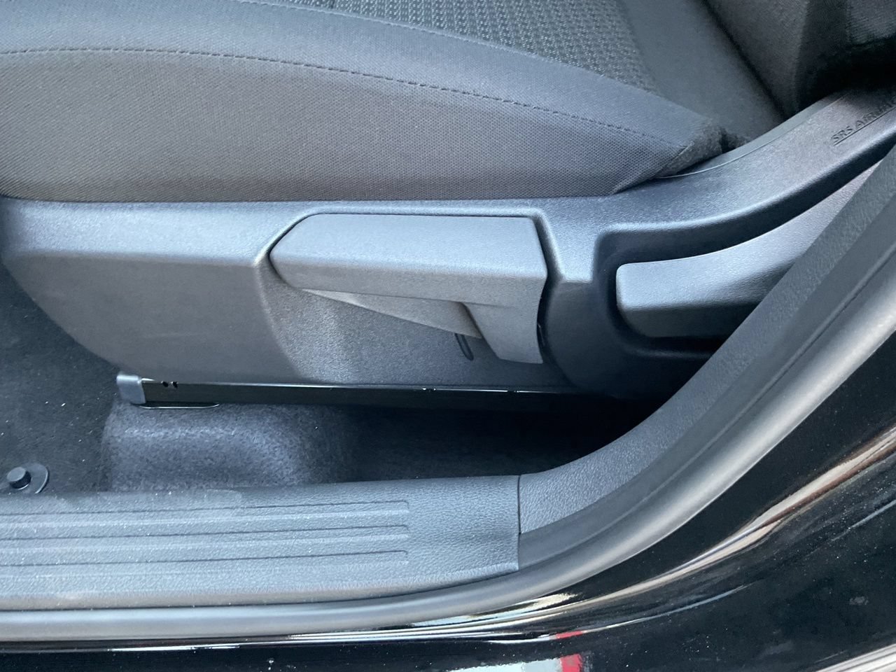 New 2027 Nissan Kicks S FWD image 9