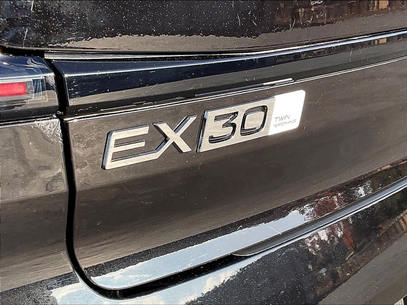 New 2025 Volvo EX30 Plus w/ Protection Package Premier AWD/4WD image 26