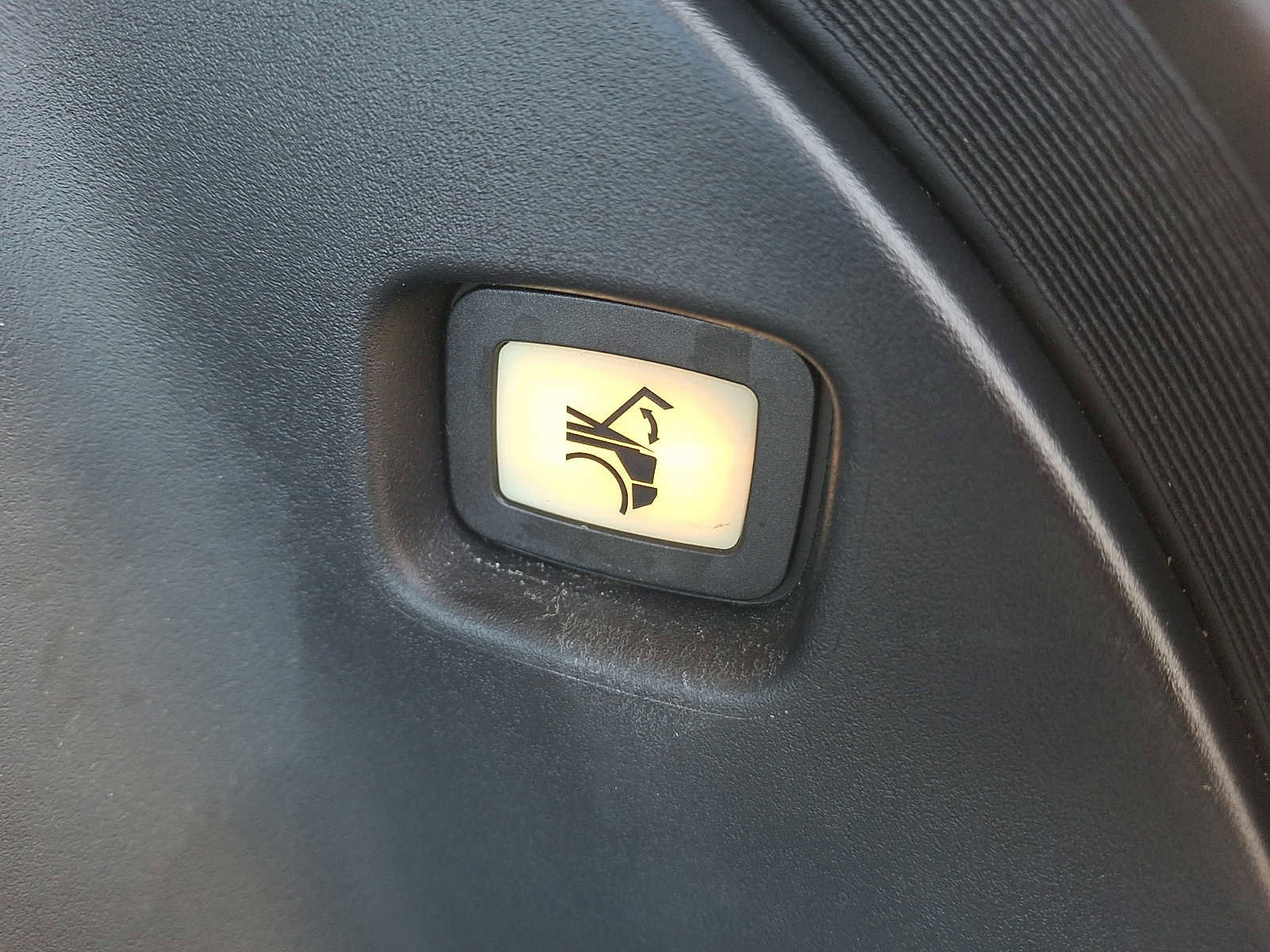 Used 2024 Tesla Cybertruck AWD Crew Cab image 26