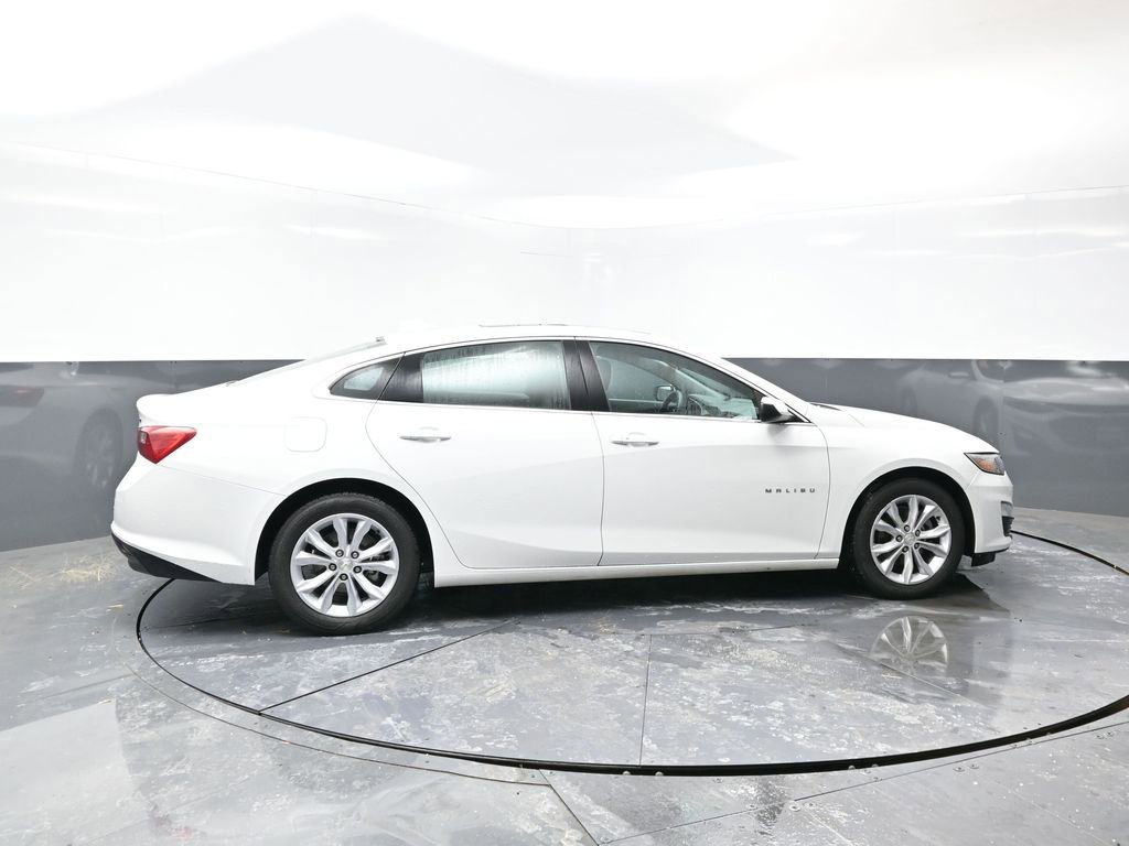 Used 2023 Chevrolet Malibu LT image 4