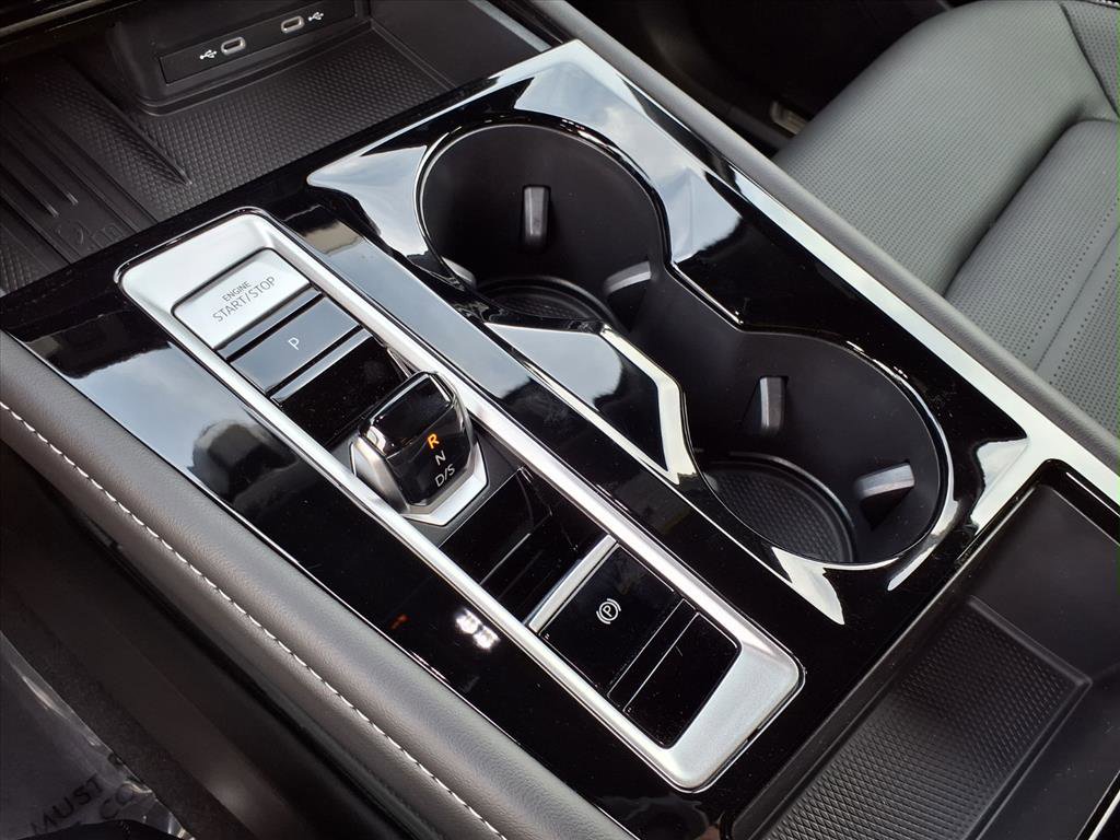 New 2026 Volkswagen Atlas Cross Sport SEL R-Line image 17