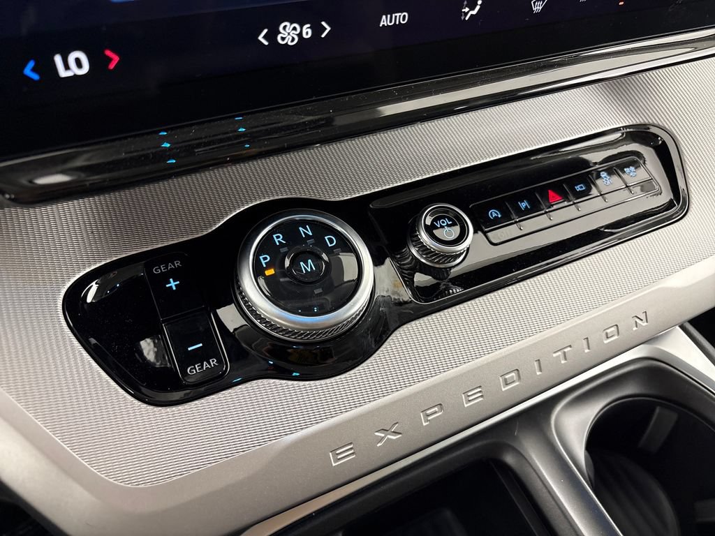 New 2027 Ford Expedition Active RWD image 28