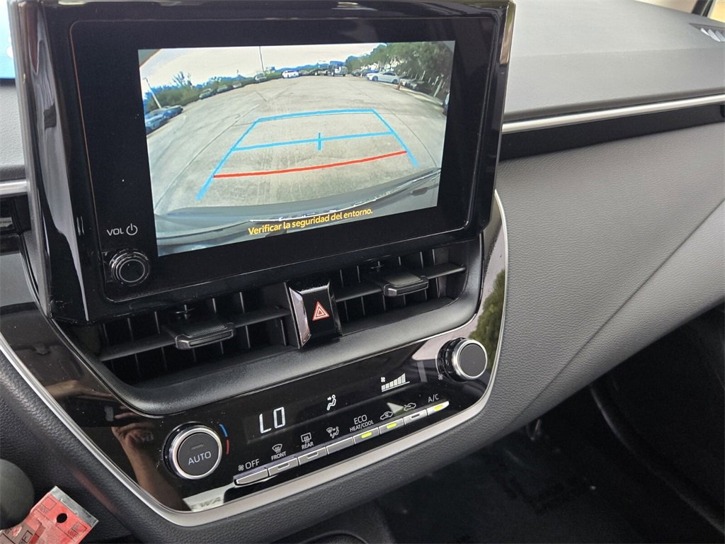 Used 2023 Toyota Corolla LE image 23