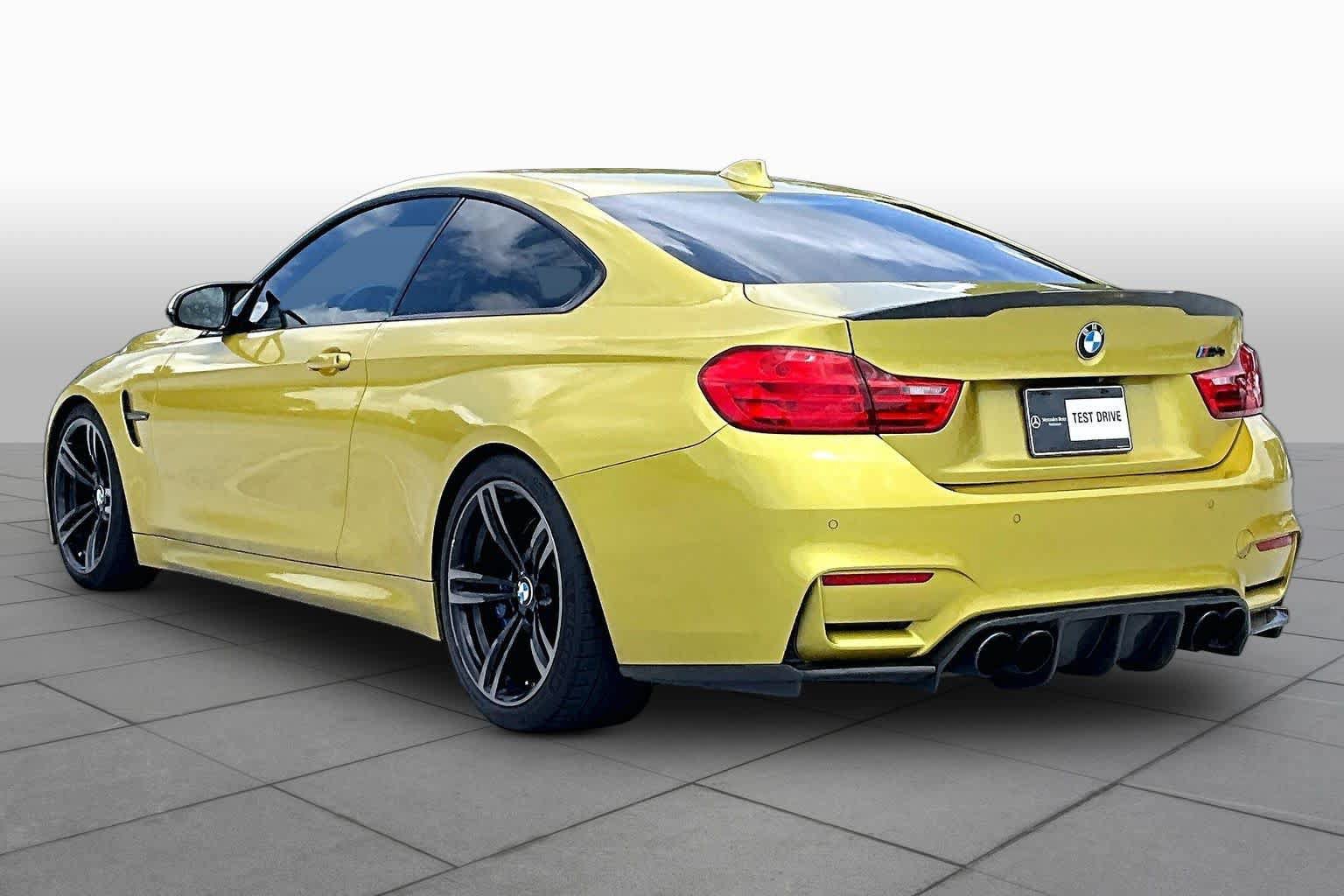 Used 2015 BMW M4 Coupe RWD image 11
