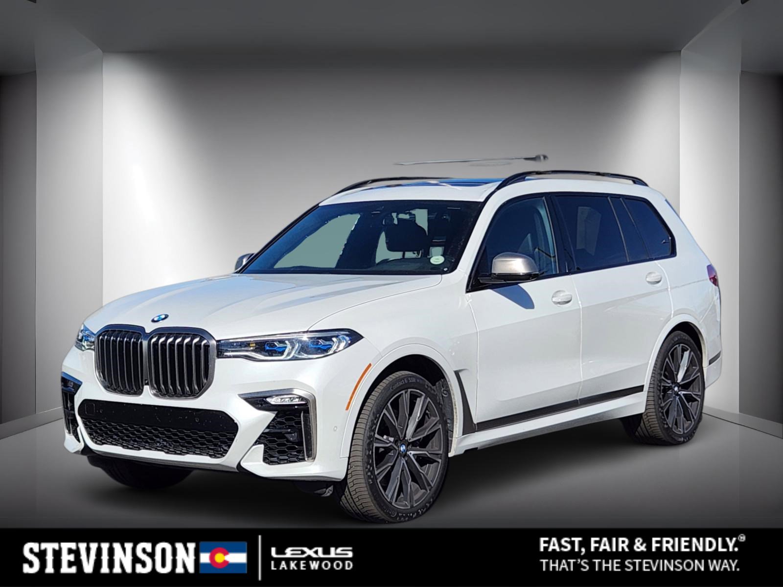 Used 2021 BMW X7 M50i w/ Executive Package image 1