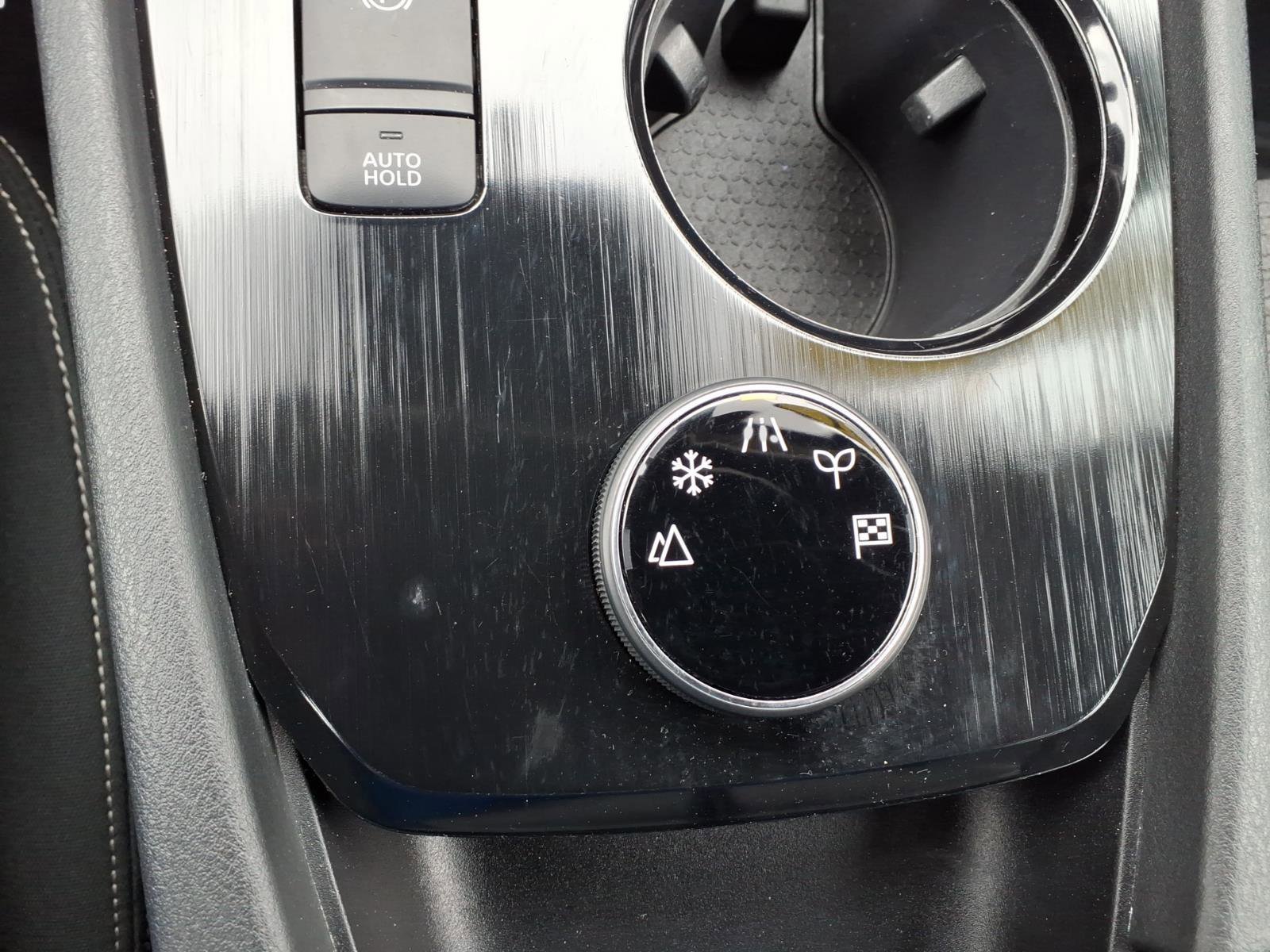 Used 2021 Nissan Rogue SV image 21