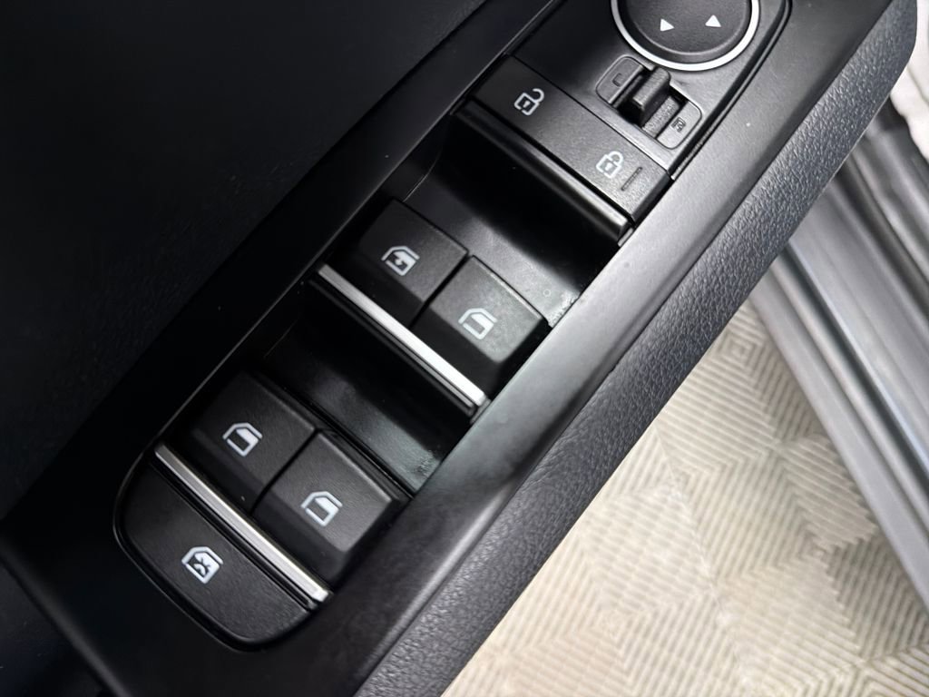 Used 2020 Kia Soul S image 17