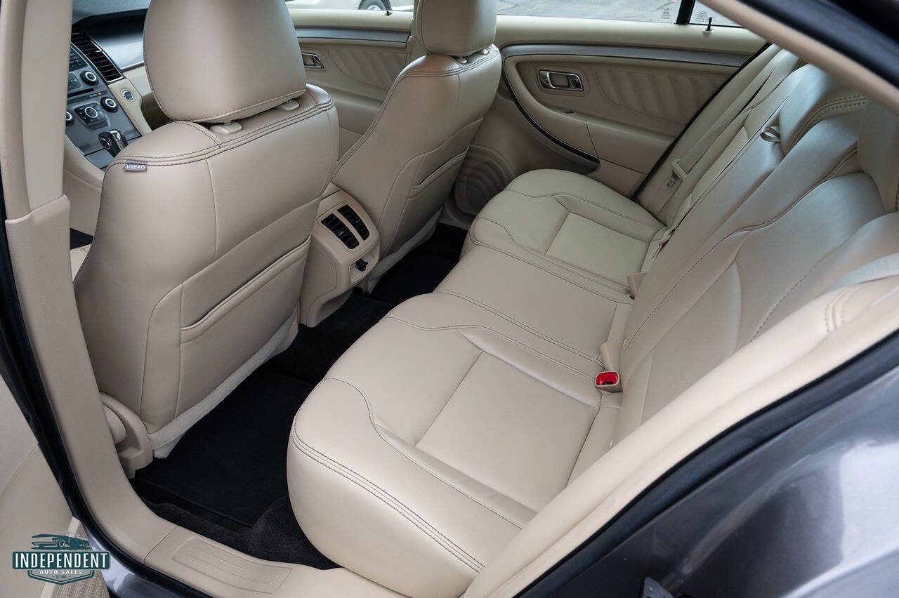 Used 2013 Ford Taurus SEL image 16