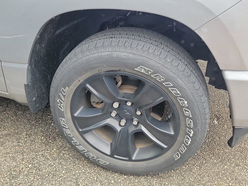 Used 2023 RAM 1500 Big Horn AWD/4WD image 9
