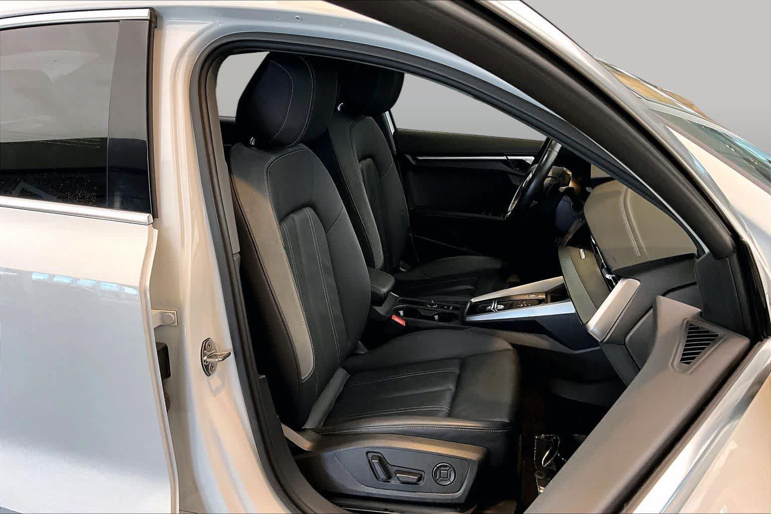 Used 2023 Audi A3 2.0T Premium Plus w/ Premium Plus Package FWD image 9