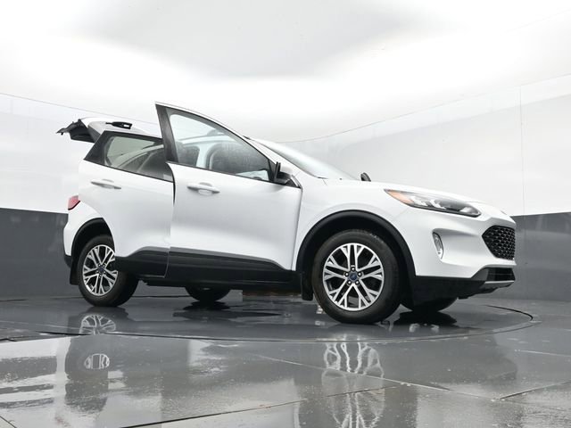 Used 2022 Ford Escape SEL w/ Equipment Group 302A AWD/4WD image 32