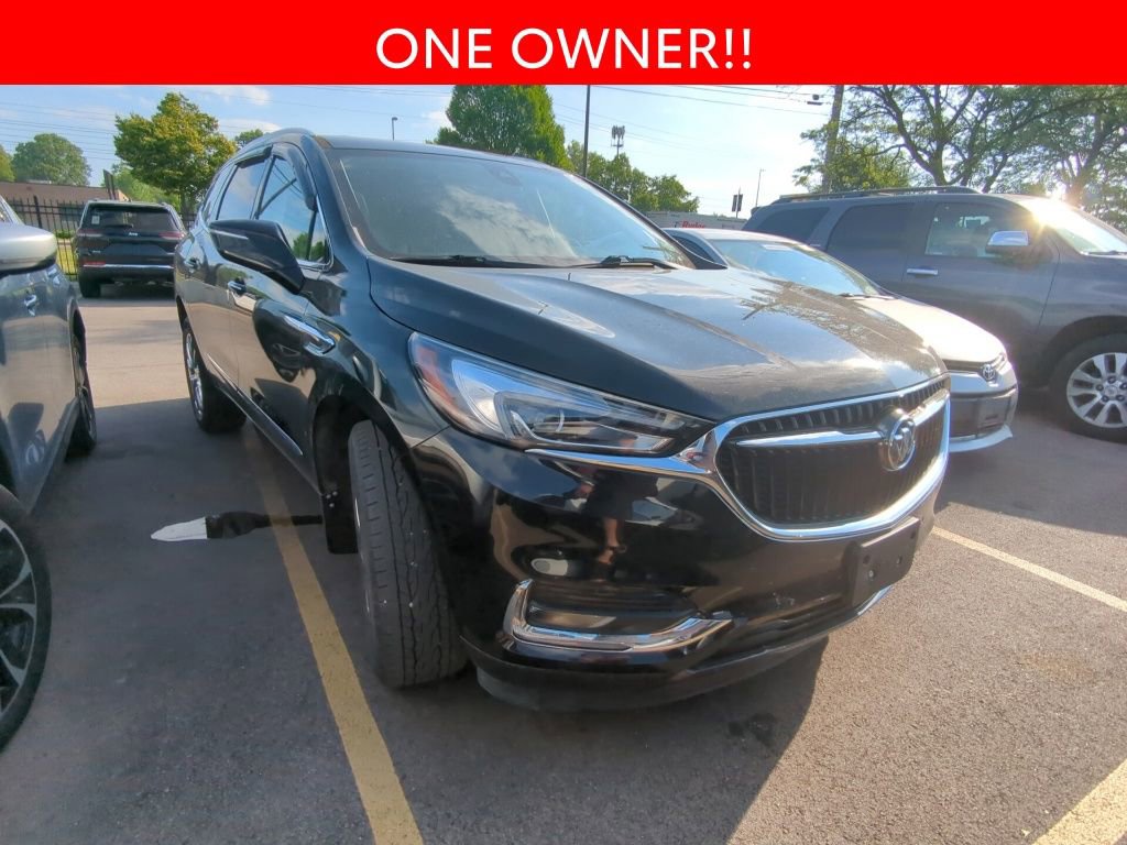 Used 2021 Buick Enclave Premium w/ Sun and Sites Package AWD/4WD image 3