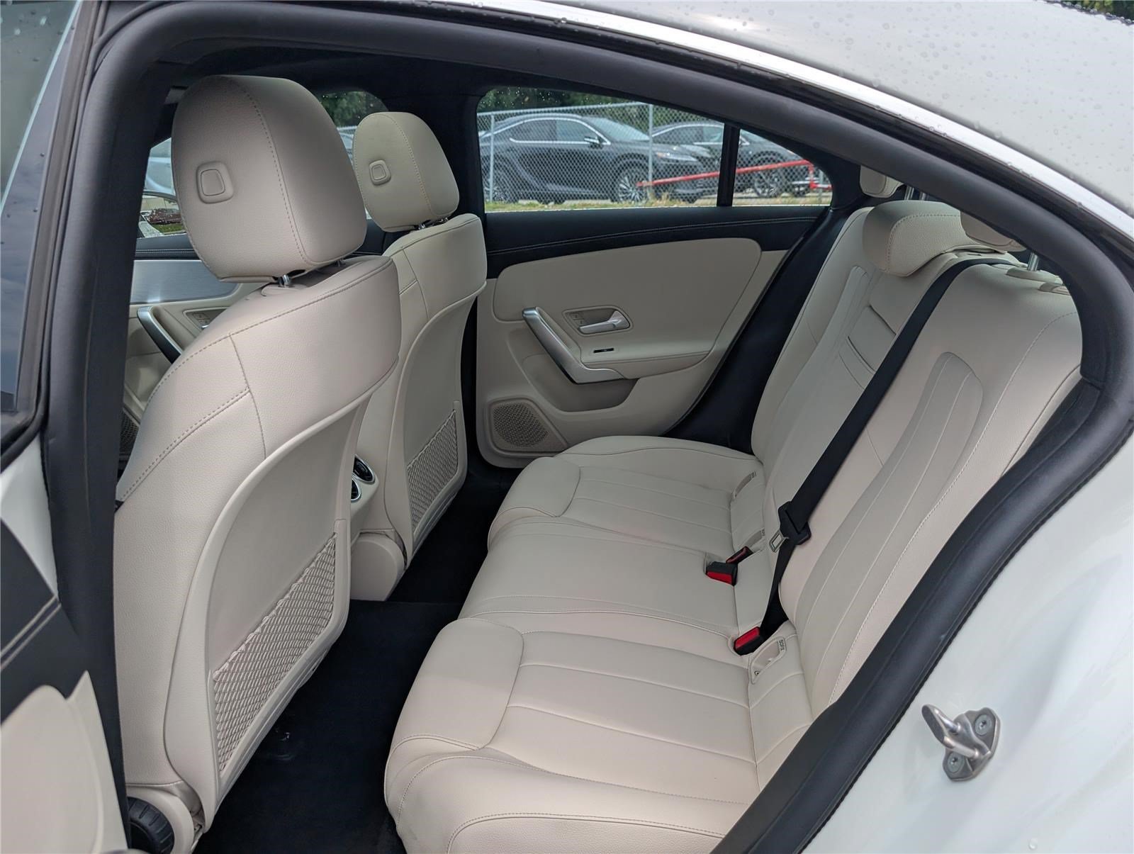 Used 2022 Mercedes-Benz CLA 250 image 14