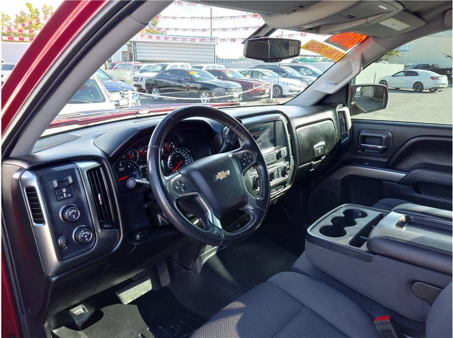 Used 2018 Chevrolet Silverado 1500 LT w/ All Star Edition image 4